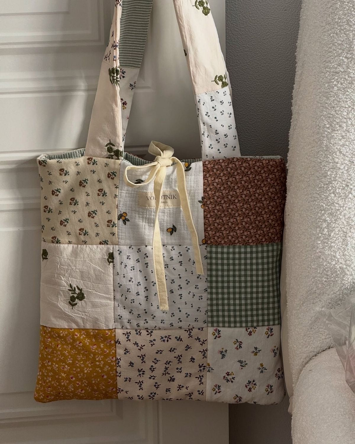 Learn to Sew, (and use a sewing machine) a beginner’s workshop. At Amo & Pax.
