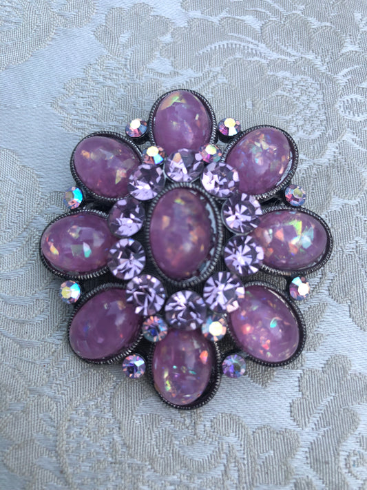 Crystal & Resin brooch lilac