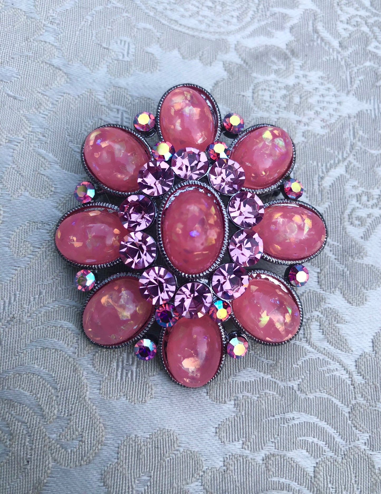 Crystal & Resin Brooch pink